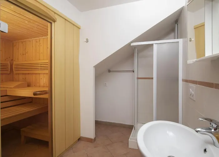 Donna By Interhome *